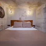 Hotel Arkelas Cave House