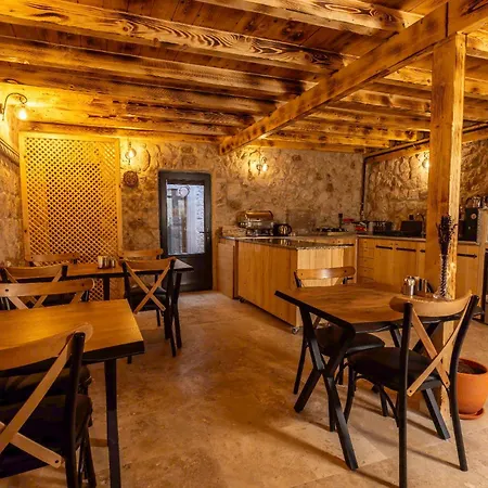 Arkelas Cave House Гореме