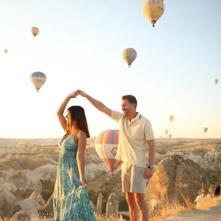 Arkelas Cave House *